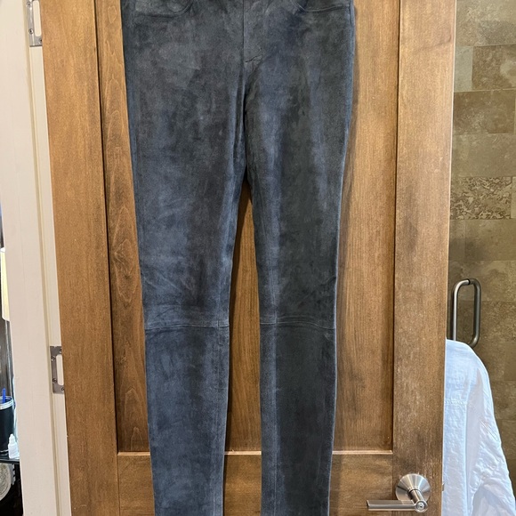 Beautiful HELMUT LANG Dark Grey Suede Leggings Size 10